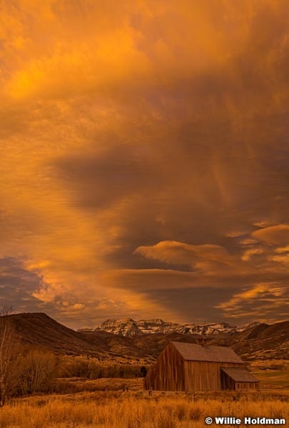 Timpanogos Tate Barn Sunrise 112717 1822