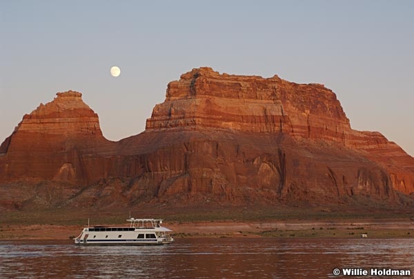 powellmoonhouseboat081508 2498