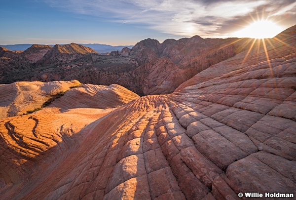 Sandstone Sunburst 041419 2962