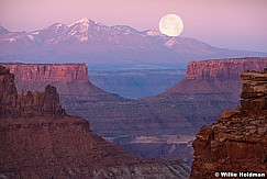 Canyonlands Full Moon 040917 3206