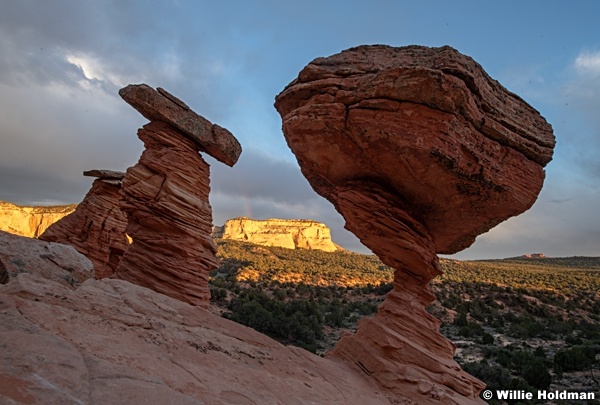 101424 Balanced Rocks