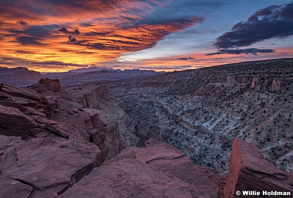 Colorful Sunrise Capital Reef 111820 2867 2867