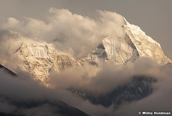 nepalowclouds