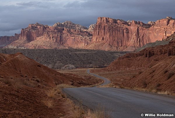 Capitol Reef Winding Road 012221 8404 4