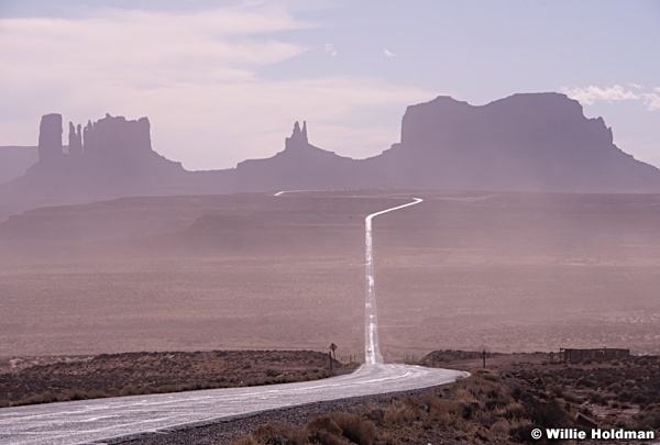 Road Monument Valley 021614 7915