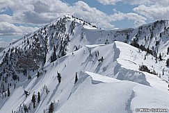 Snow Cornice Cloud 040120 9282