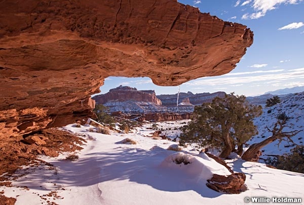 Capitol Reef Winter overhang 010215 3363