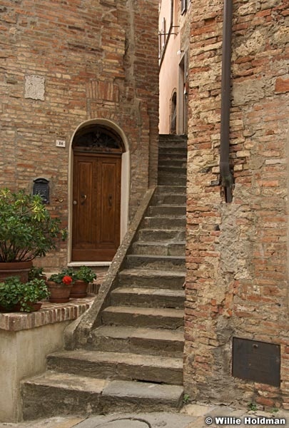 Montepulcianostairs092209 026