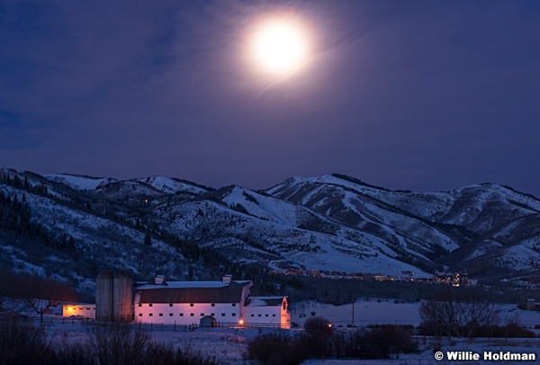 McPolin Barn Night 121813 3633