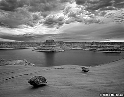 100120003405bw