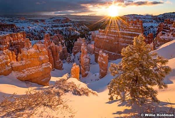 Bryce Winter Sunrise 121521 9382