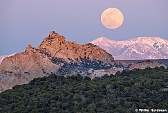 Cockscomb Moon Rise 040720 1849