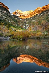 Timpanogosreflectionbeaver101211 82