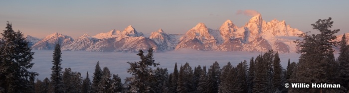 tetonlowclouds16x60111709