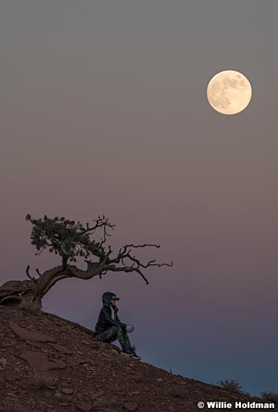 Full Moon Woman 112623 8203 F