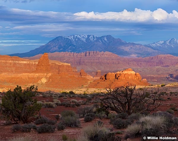 Henry Mountains 040613