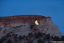 Vermillion Cliffs Moon 052116 6124