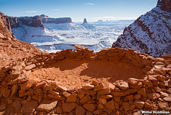 Kiva Canyonlands Winter 020216 2305