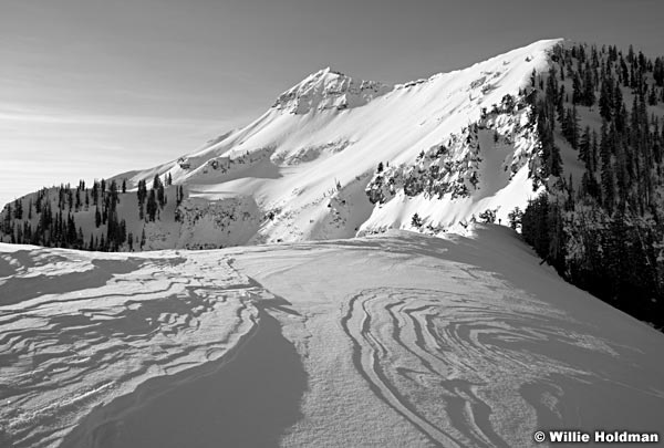 Cascadesummitridgeline011011 119BW