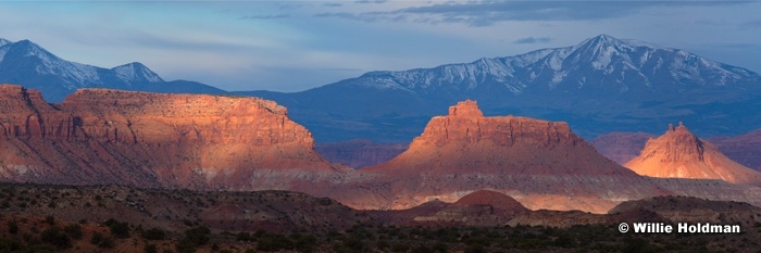 Henry Mountains 20x60 040613