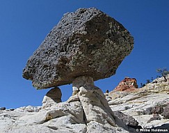 balancedboulder042809 23551