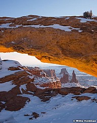 Mesa Arch Washer Woman 020216 1850
