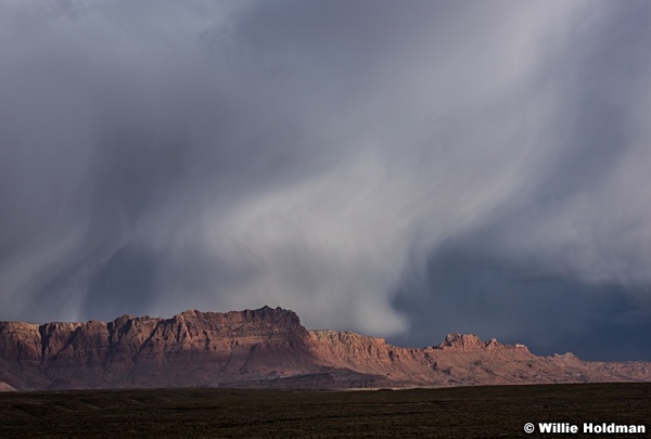 Vermillion Cliffs Storm 041016 5349