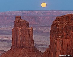 Canyonlands Full Moon 032713