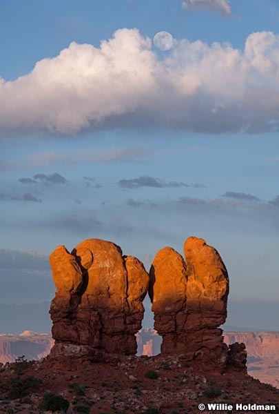 Canyonlands HooDoos 052718 7206