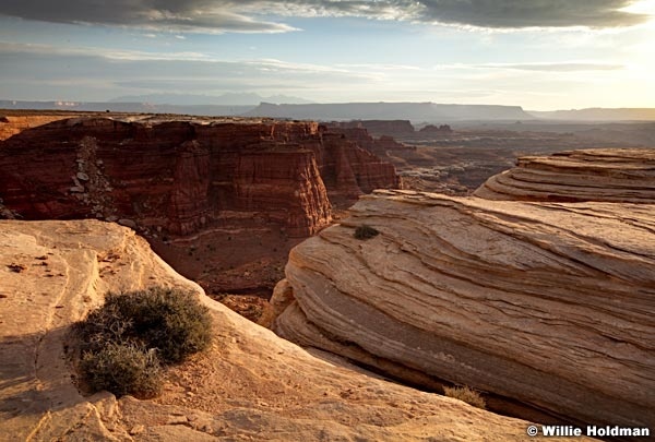 Canyonlandswhiterimmerge2110610 9704