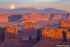 Canyonlands Mesa 120217 2797 full moon